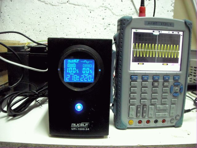 Rucelf UPI-1000-24 (лицевая панель)